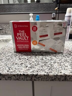 Dr. Dennis Gross The Peel Vault